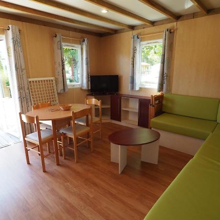 Camping Le Sorlut Cozes エクステリア 写真