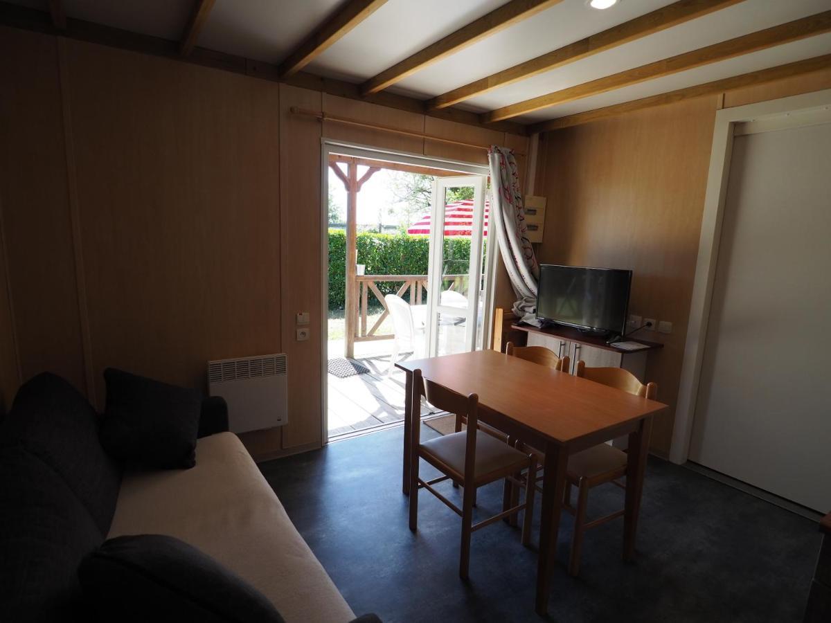 Camping Le Sorlut Cozes エクステリア 写真