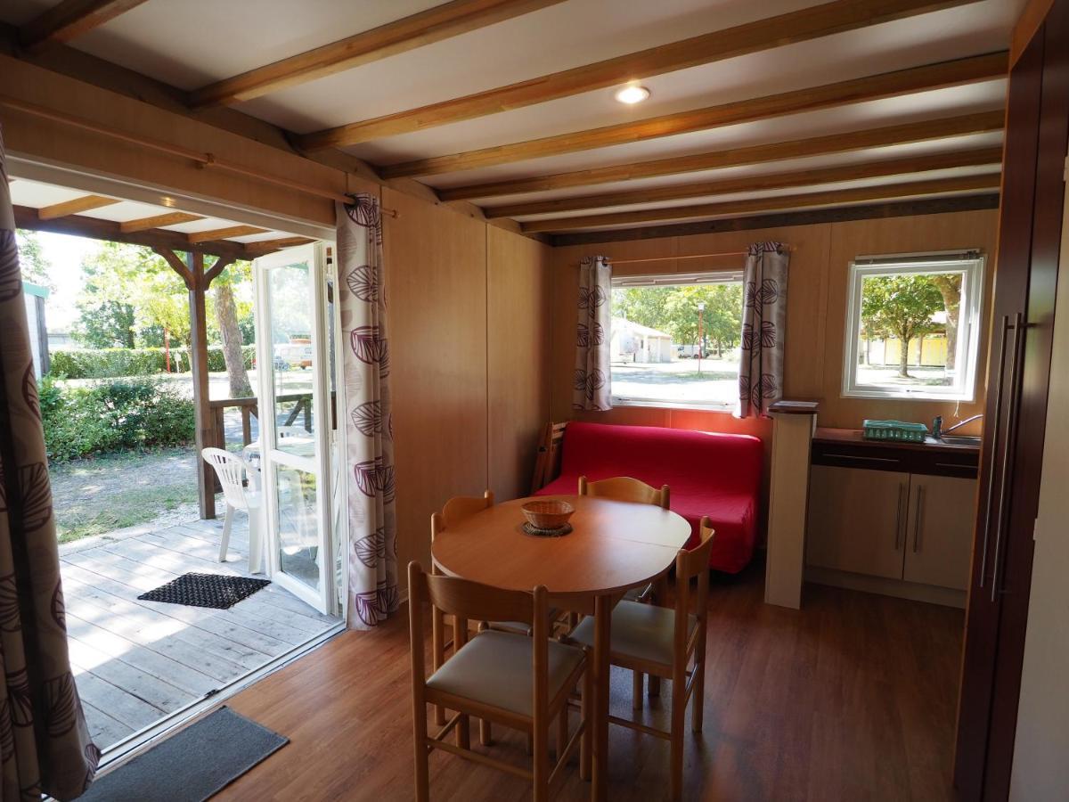 Camping Le Sorlut Cozes エクステリア 写真