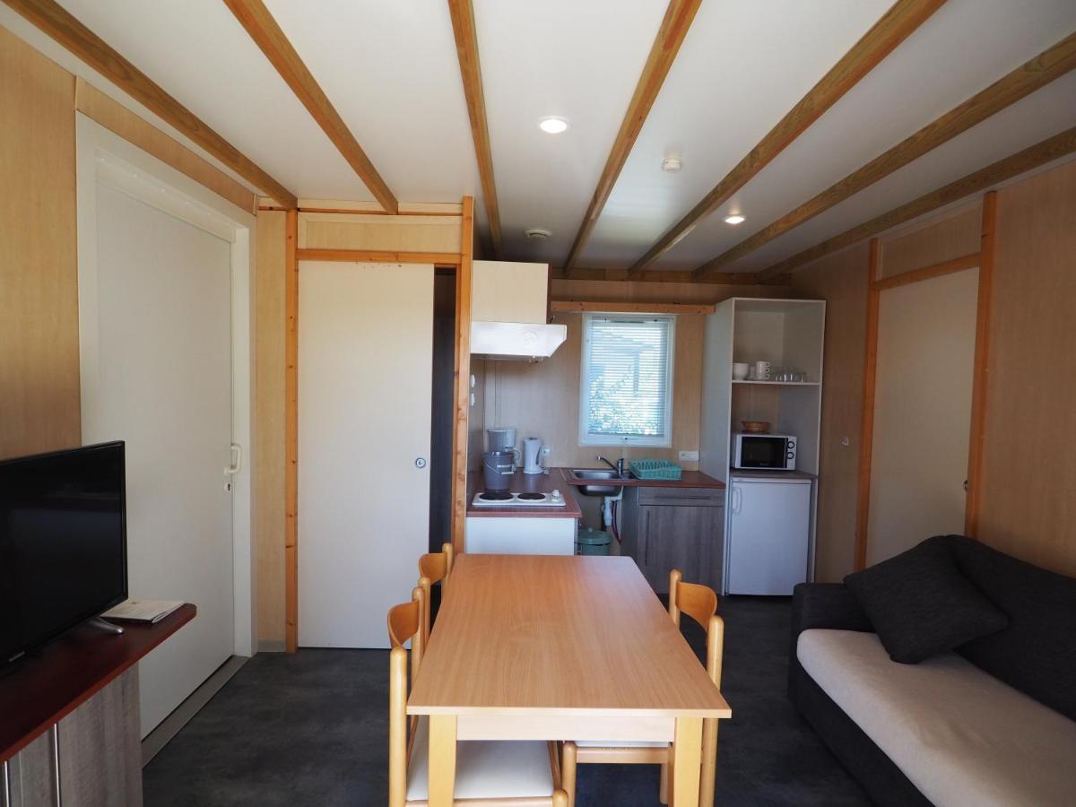 Camping Le Sorlut Cozes エクステリア 写真